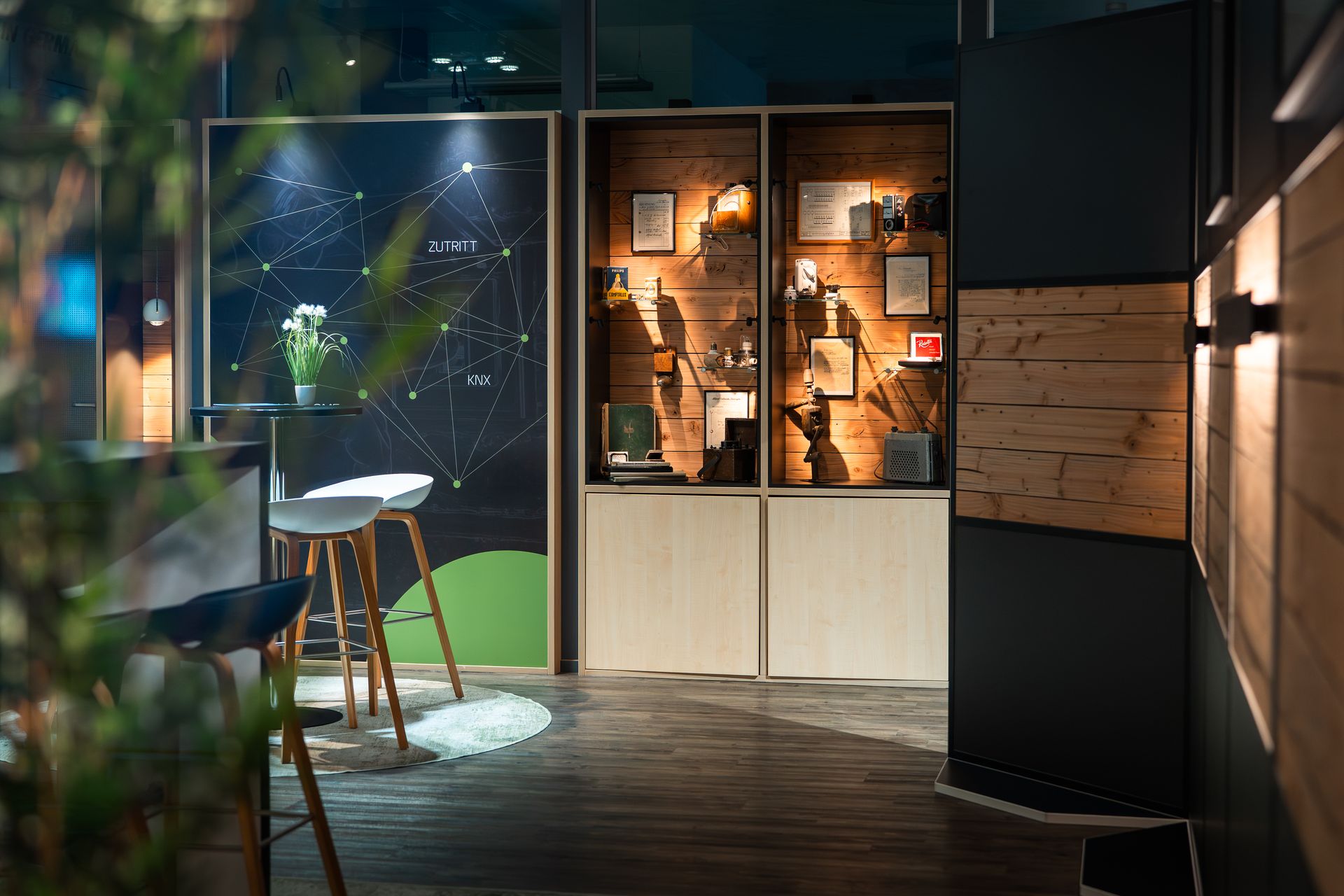 Ausstellung von Elektro Vielsack mit Smart Home und Sicherheitstechnik